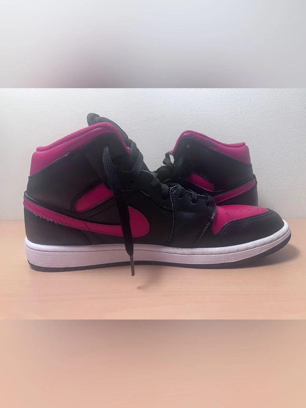 Air Jordan 1 Mid Bred Twist Men’s Black Red Shoes Size 11